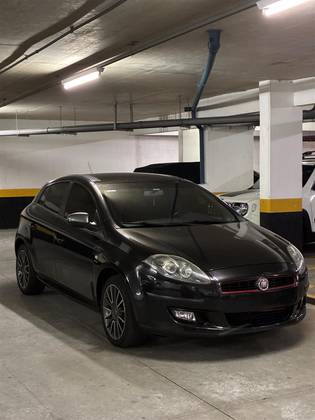 FIAT BRAVO 1.8 SPORTING 16V FLEX 4P AUTOMATIZADO FIAT BRAVO 1.8 SPORTING 16V FLEX 4P AUTOMATIZADO
